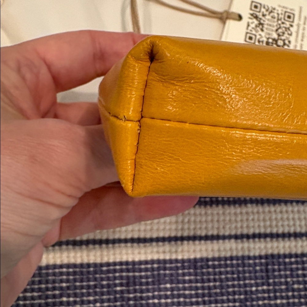 NWT HOBO Darcy Crossbody in Polished Leather - Sun Glow - Picture 6 of 13